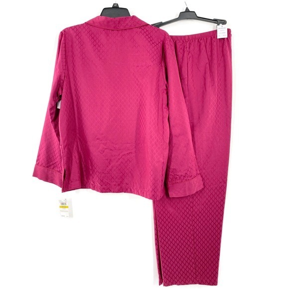 Miss Elaine Geo-Embossed Brushed Back Satin Pajama Set-Wine - Picture 4 of 6